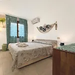 Deluxe In *