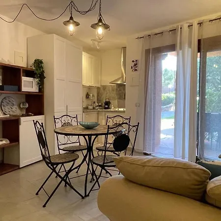 Deluxe In Apartment